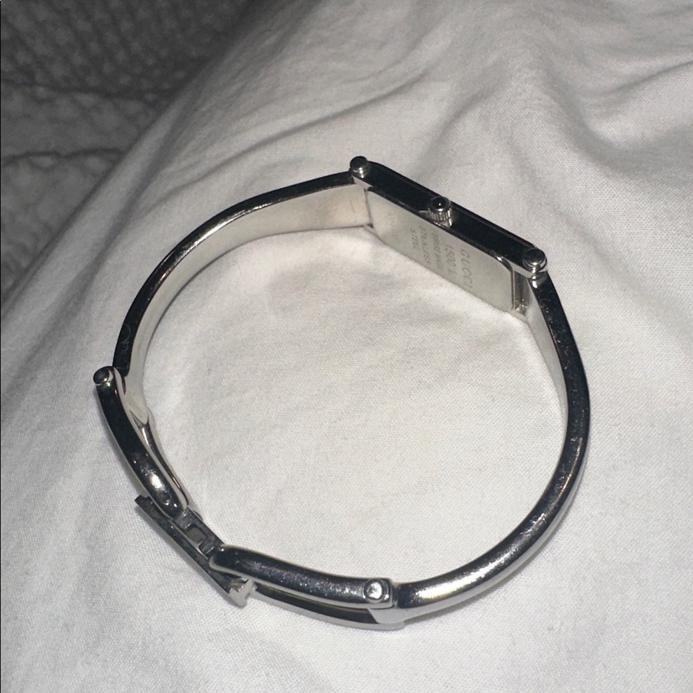 🎀Gucci watch pink🩷gucci watch silver gucci watch slim vintage bracelet watch - Picture 6 of 17